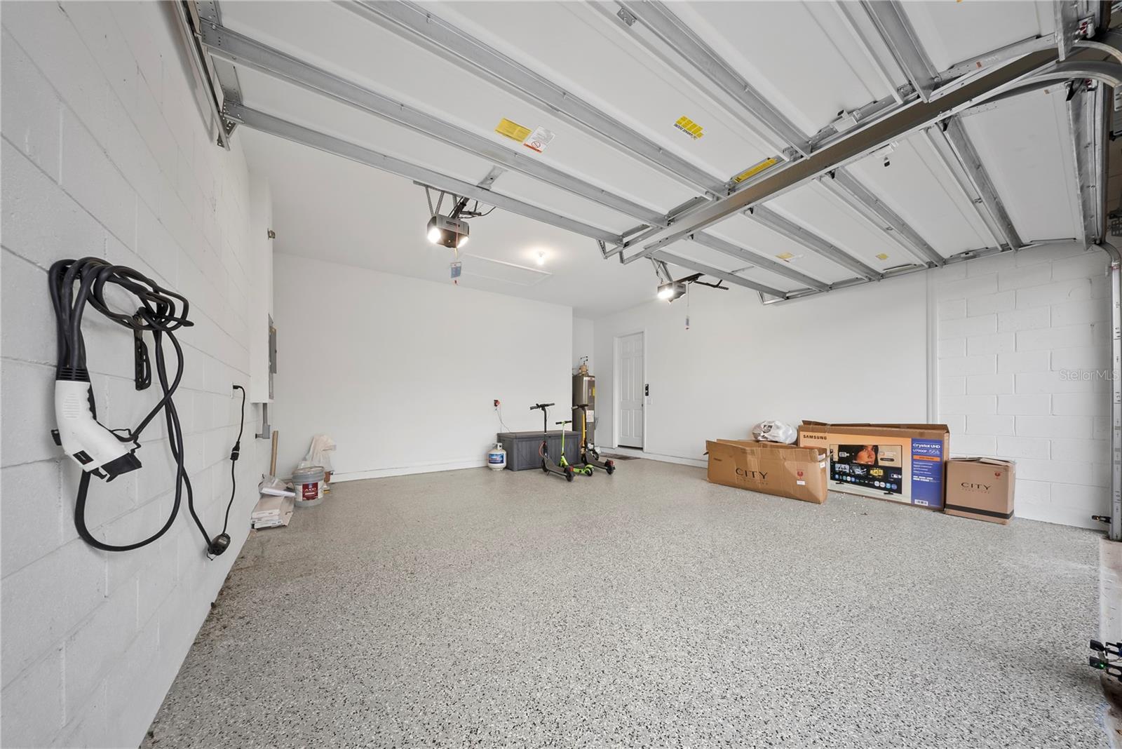 SILVERLEAF RESERVE/HAMLIN PH 2 - Residential Lease