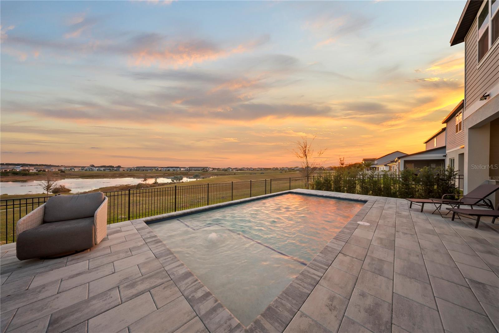 SILVERLEAF RESERVE/HAMLIN PH 2 - Residential Lease