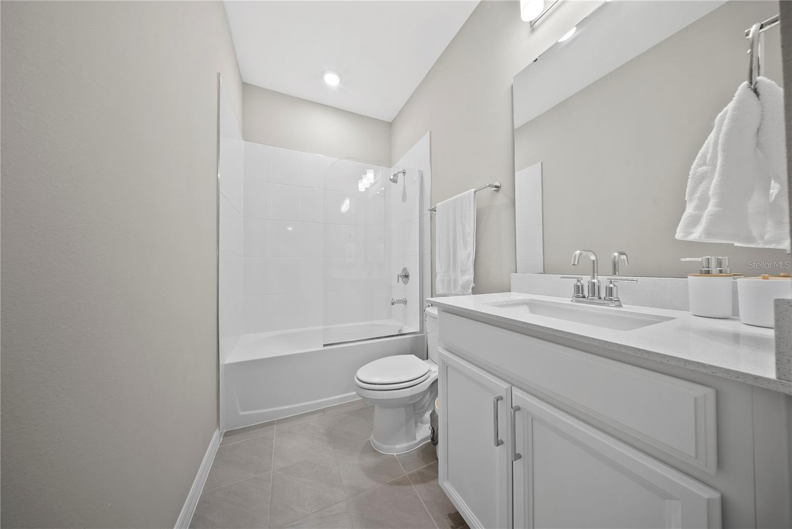 SILVERLEAF RESERVE/HAMLIN PH 2 - Residential Lease