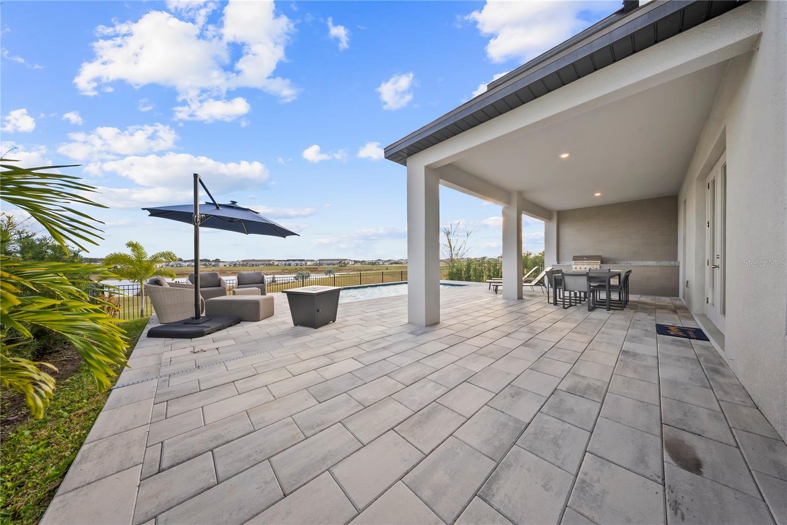 SILVERLEAF RESERVE/HAMLIN PH 2 - Residential Lease