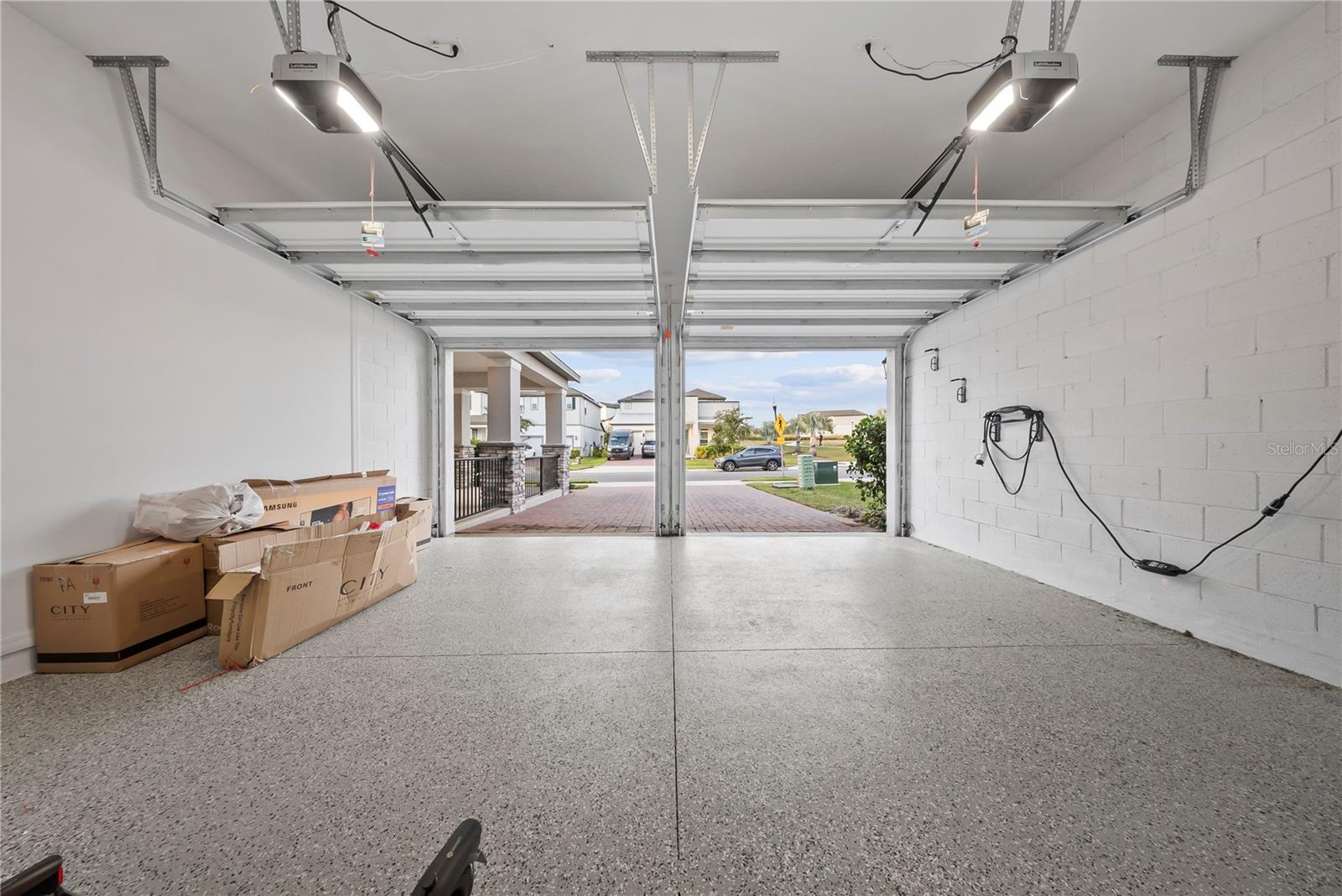 SILVERLEAF RESERVE/HAMLIN PH 2 - Residential Lease