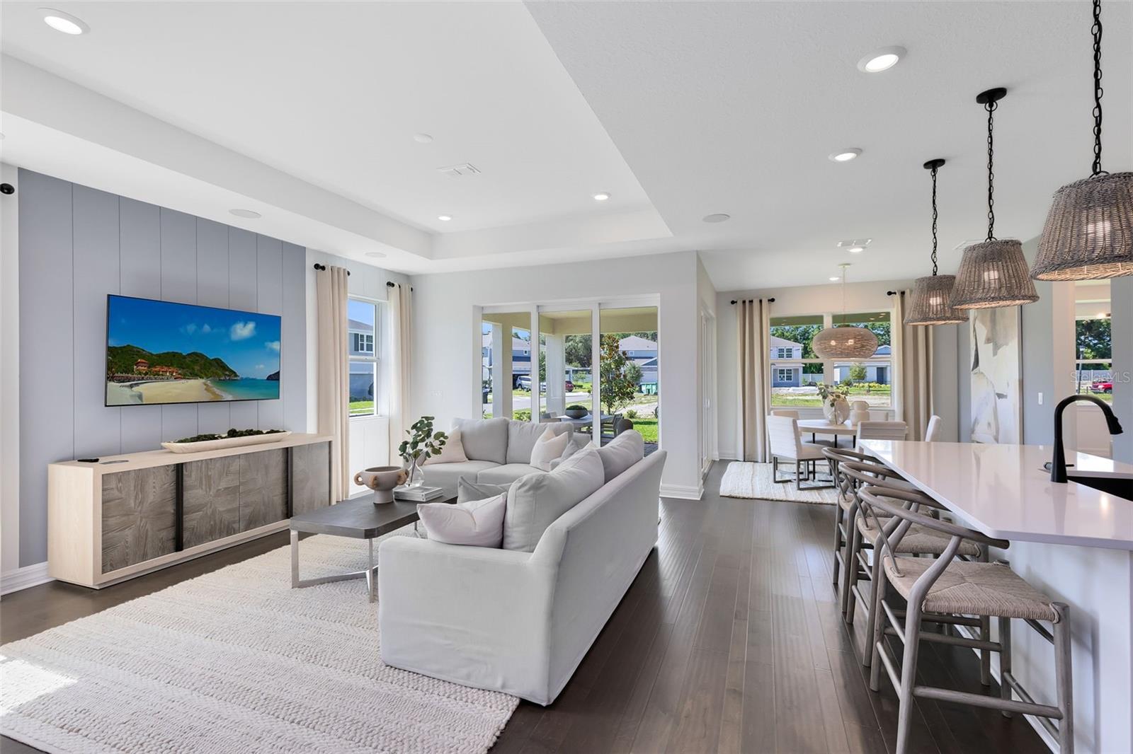 WINDING MEADOWS - Residential