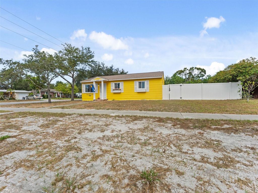 Photo of 6349 10th Avenue S, Gulfport, FL 33707 (MLS # TB8440985)