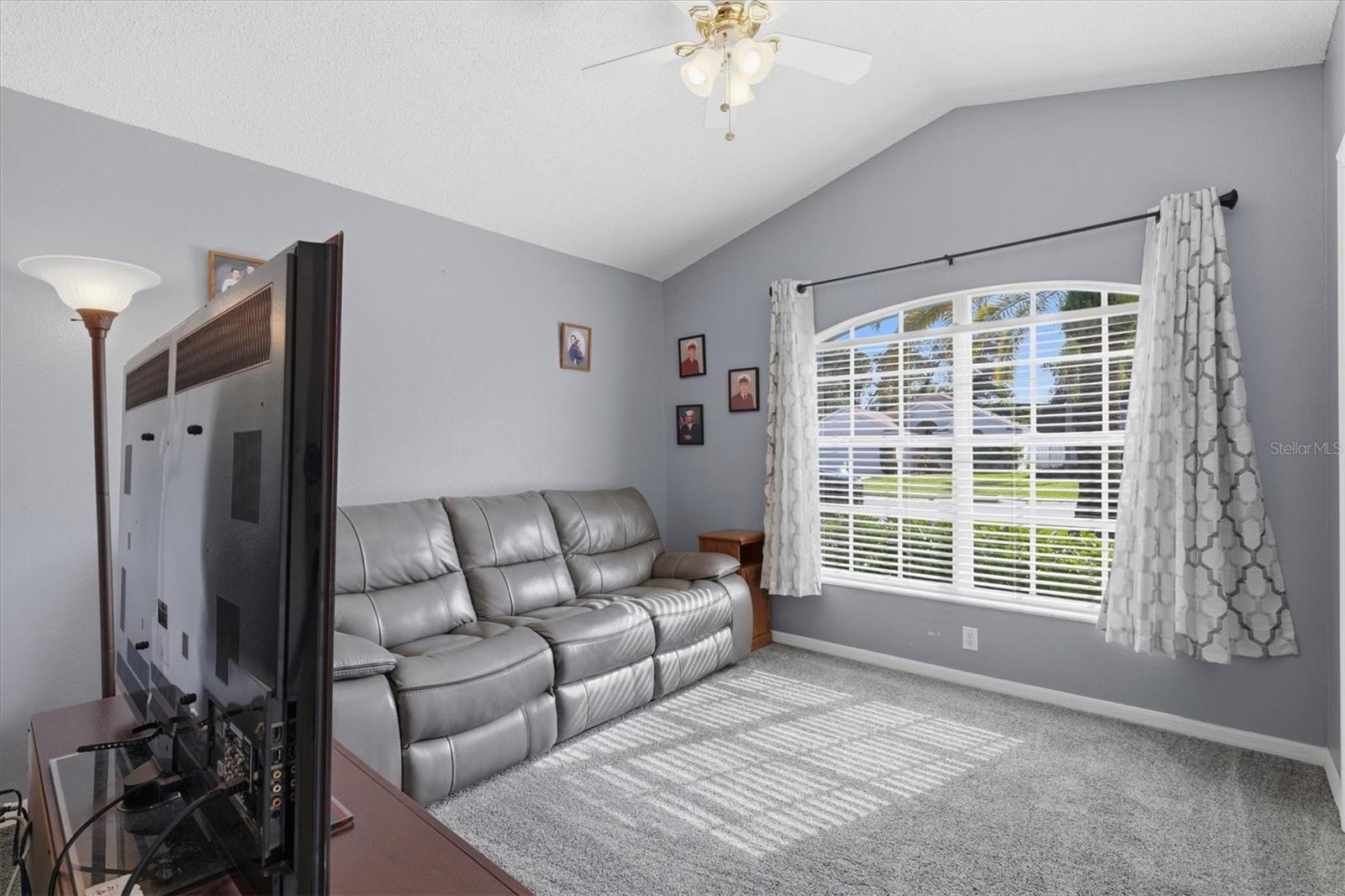 KEY VISTA PH 02 - Residential