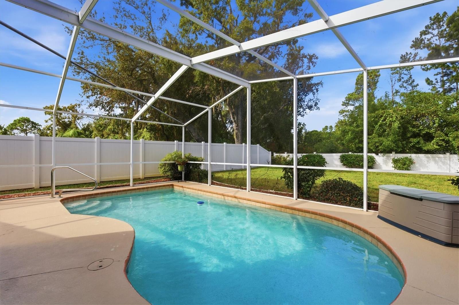 KEY VISTA PH 02 - Residential