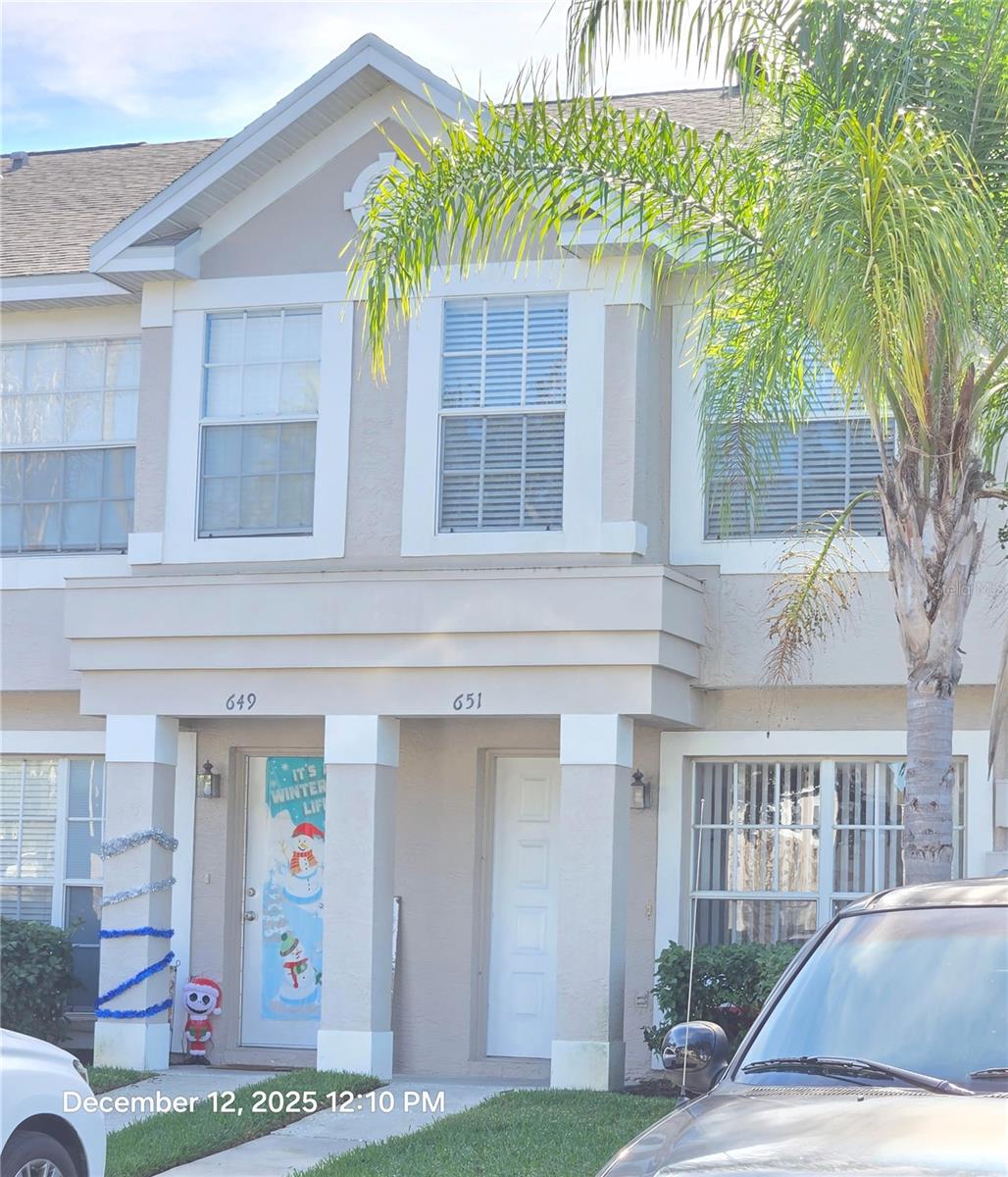 KENSINGTON - Residential Lease