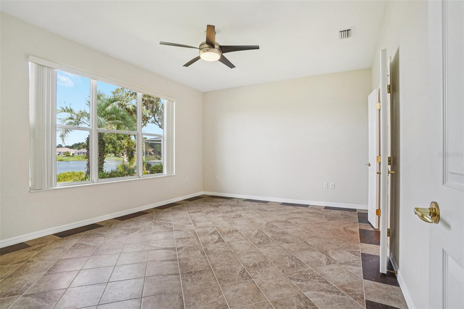 SPRUCE CREEK CC TAMARRON REP - Residential