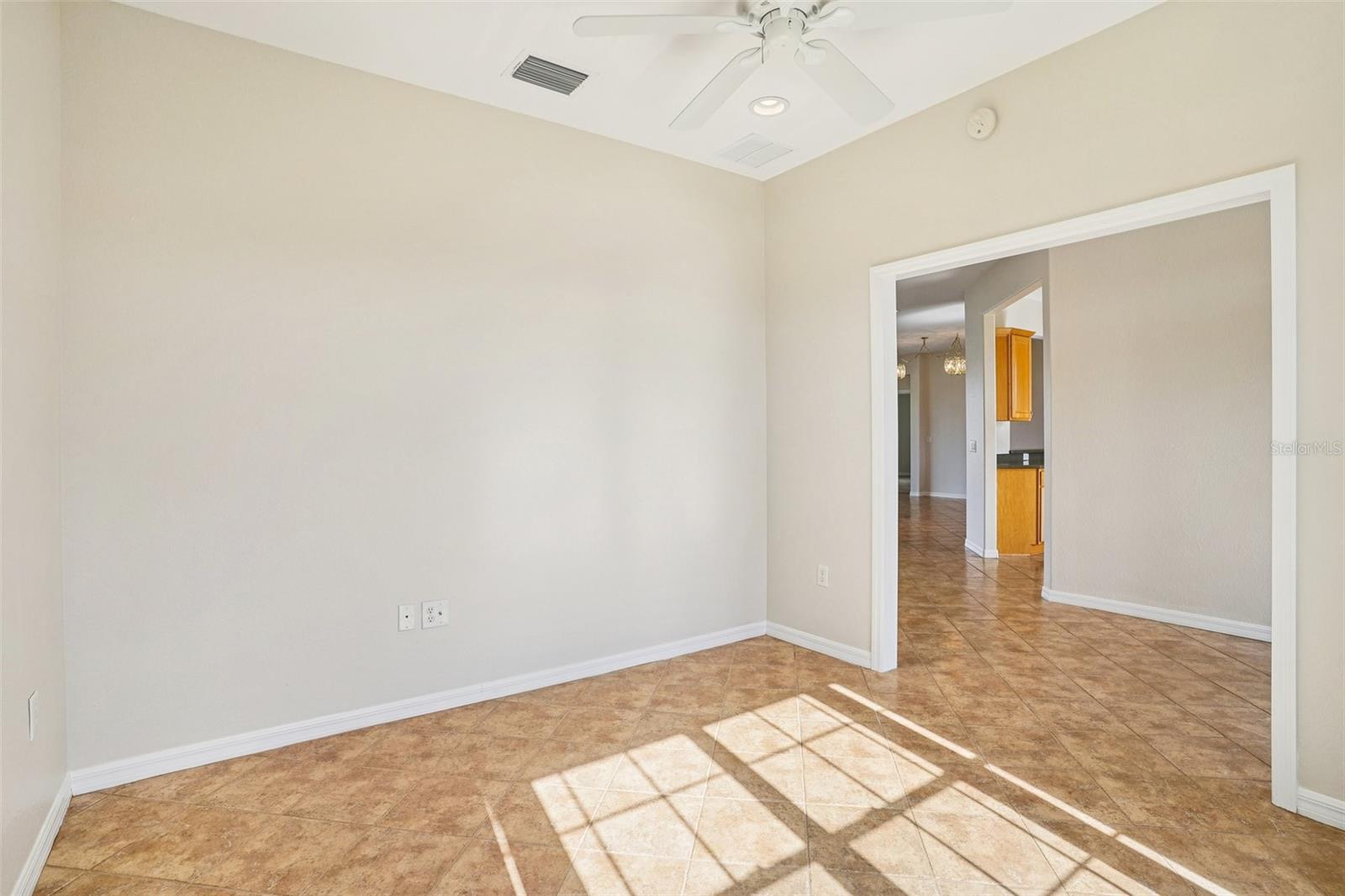 SPRUCE CREEK CC TAMARRON REP - Residential