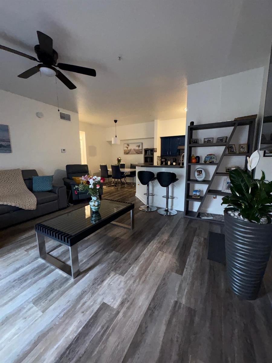 FOUNTAINS AT METRO WEST CONDO - Residential