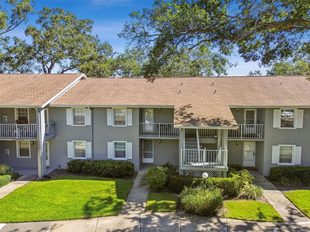 Photo of 1420 Oak Hill Drive #203, Dunedin, FL 34698 (MLS # TB8409552)