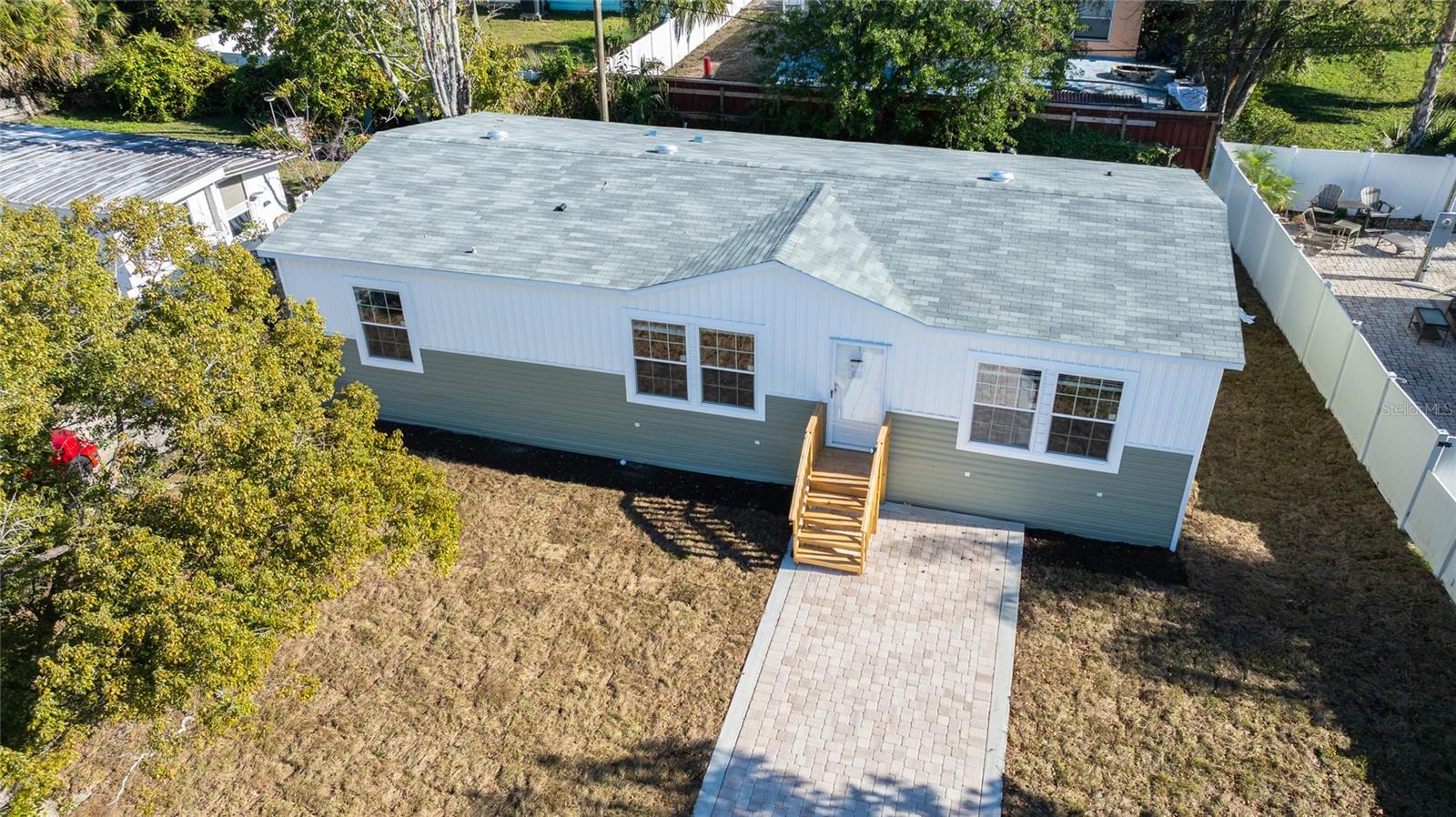 TROPICAL MOBILE HOME VILLAGE - Residential