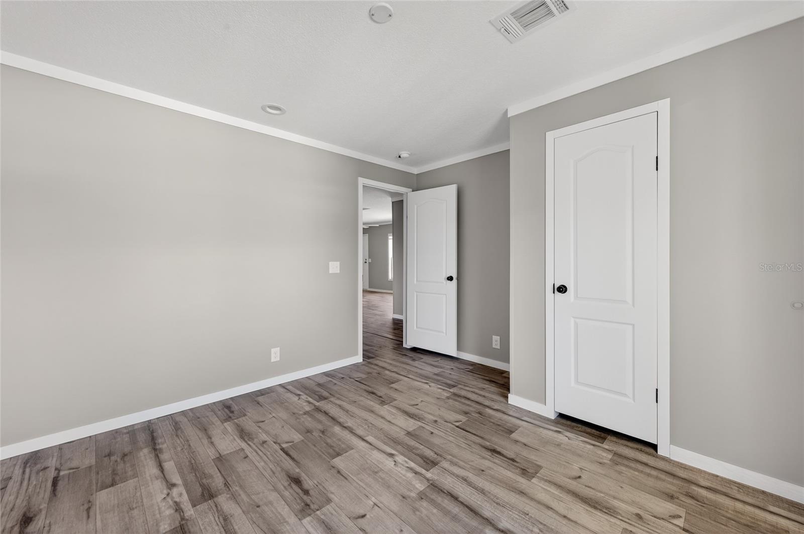 TROPICAL MOBILE HOME VILLAGE - Residential