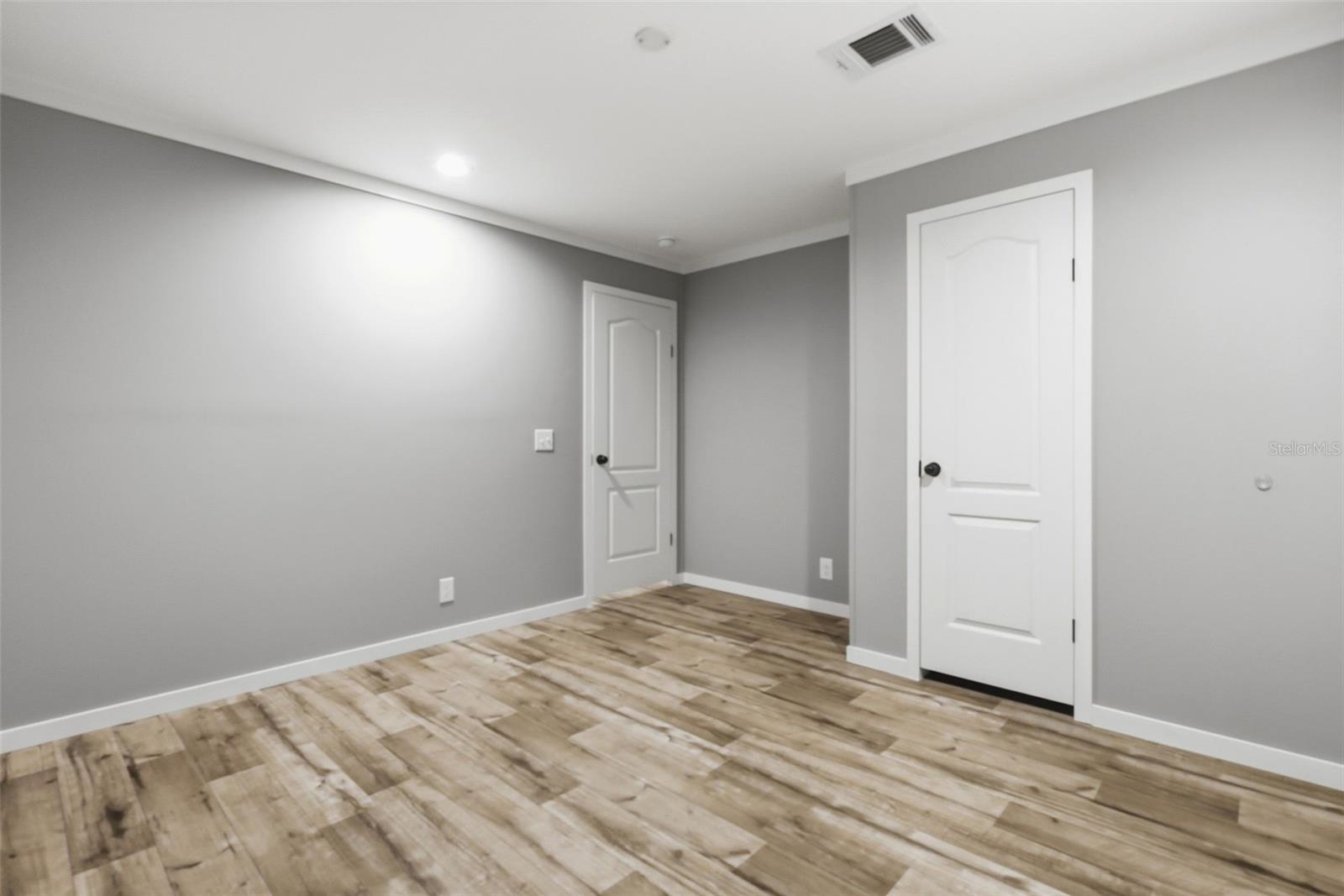 TROPICAL MOBILE HOME VILLAGE - Residential