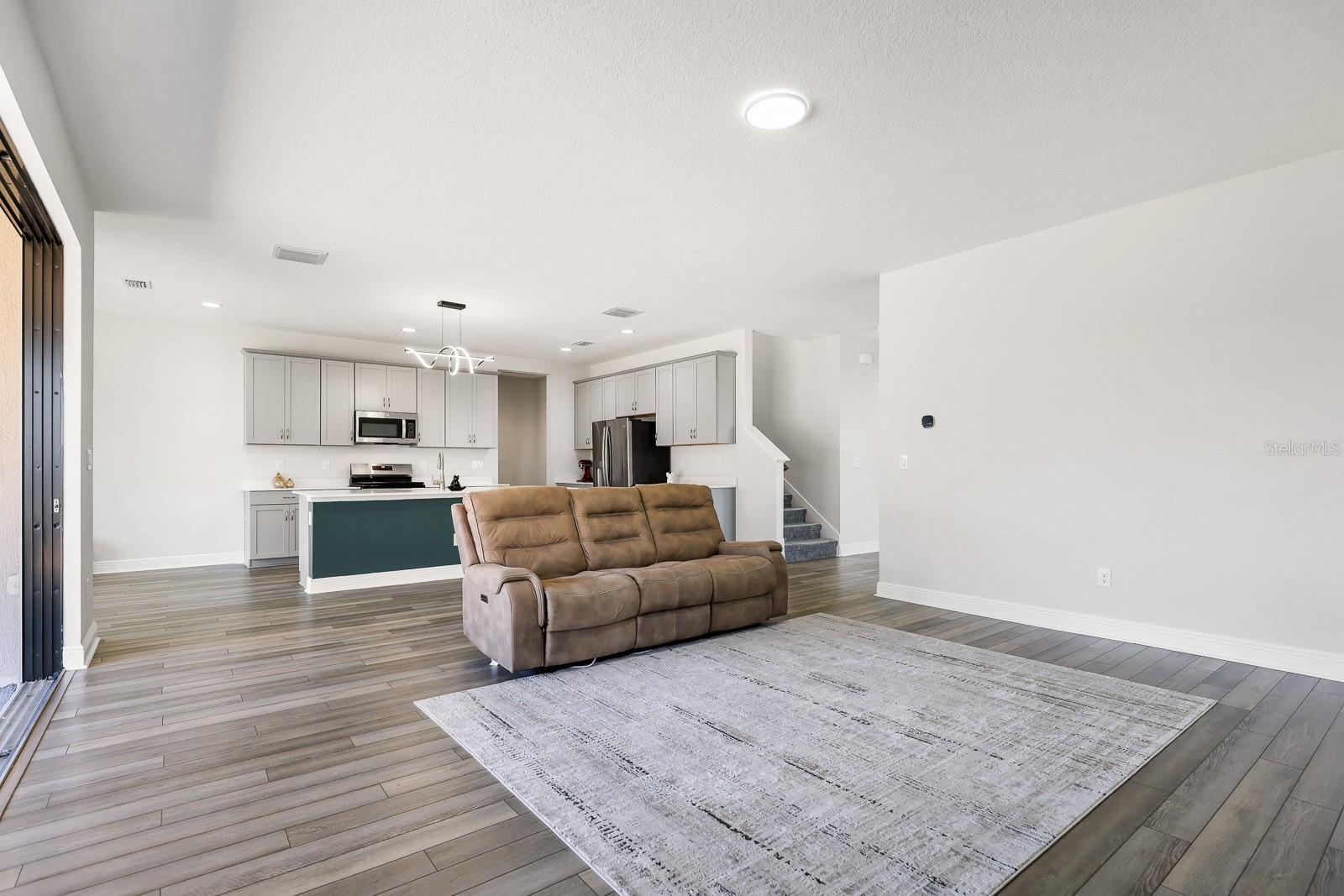 HINTON HAWKSTONE PH 1A2 - Residential