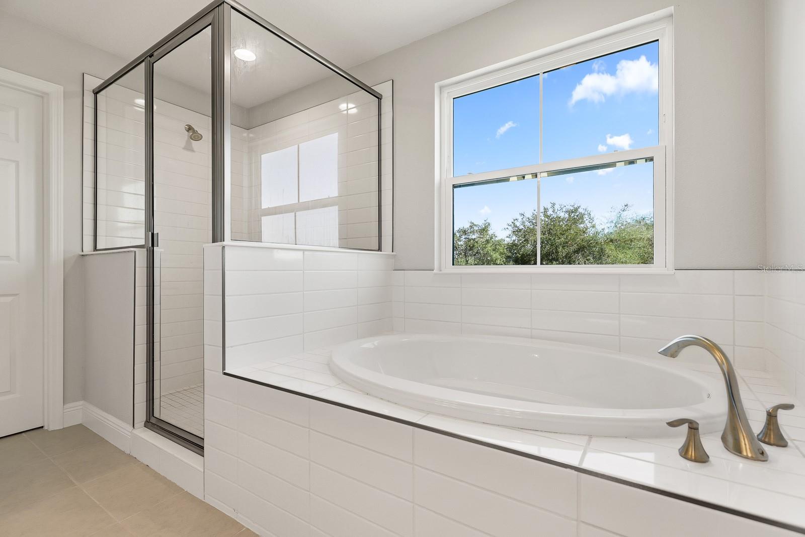 HINTON HAWKSTONE PH 1A2 - Residential