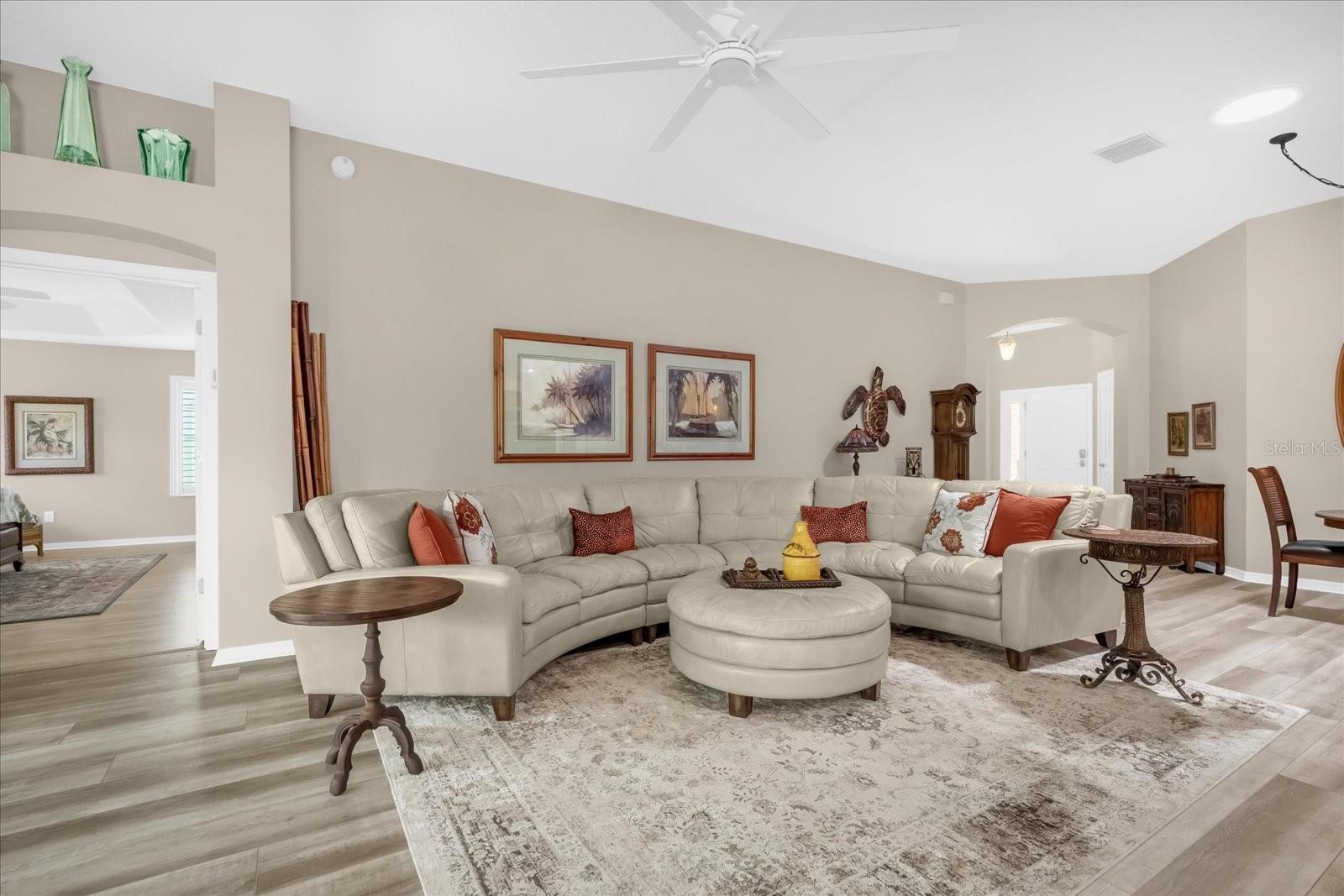 581 EVESBOROUGH PATH