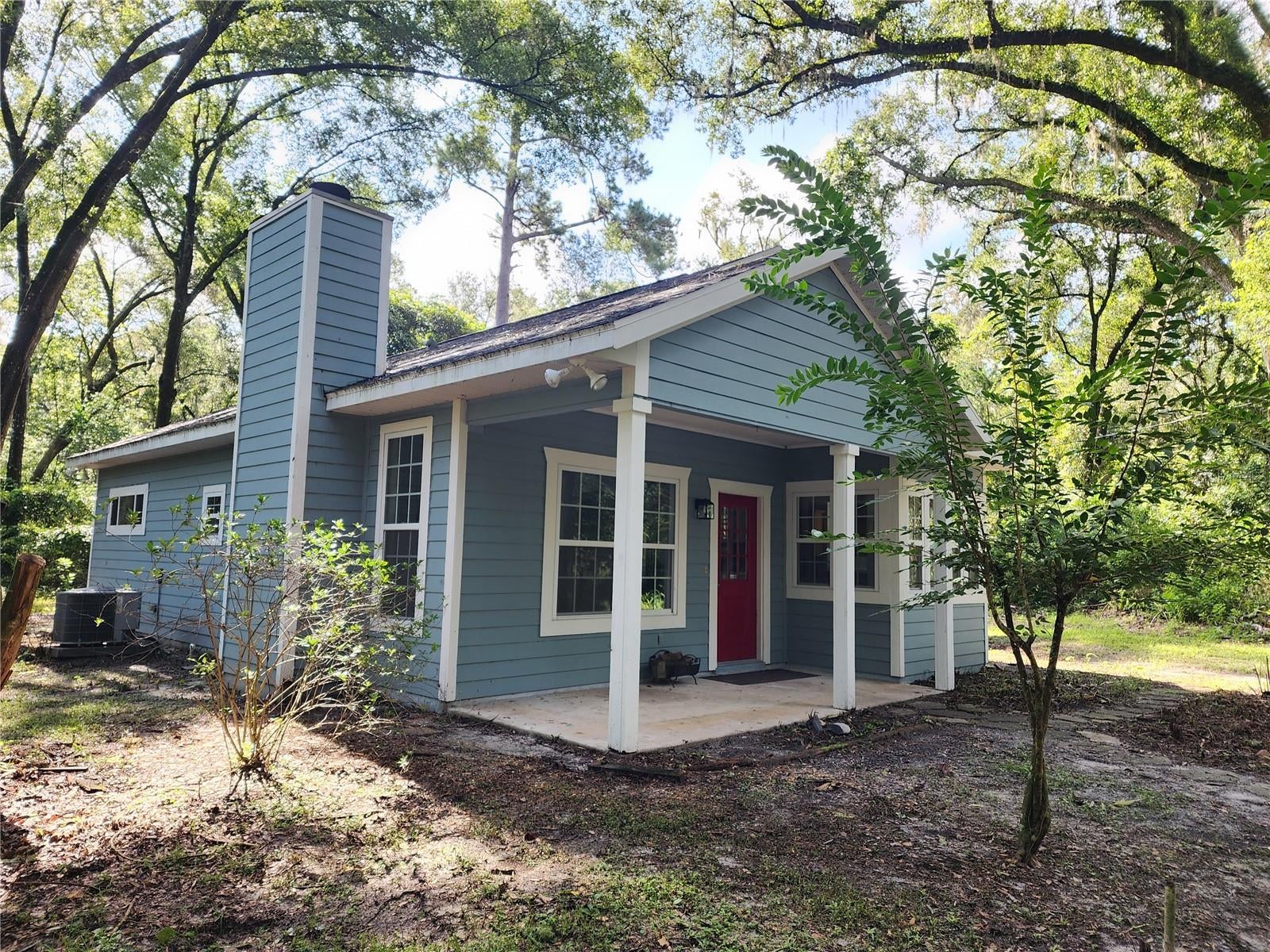 8909 SE 2ND STREET ROAD