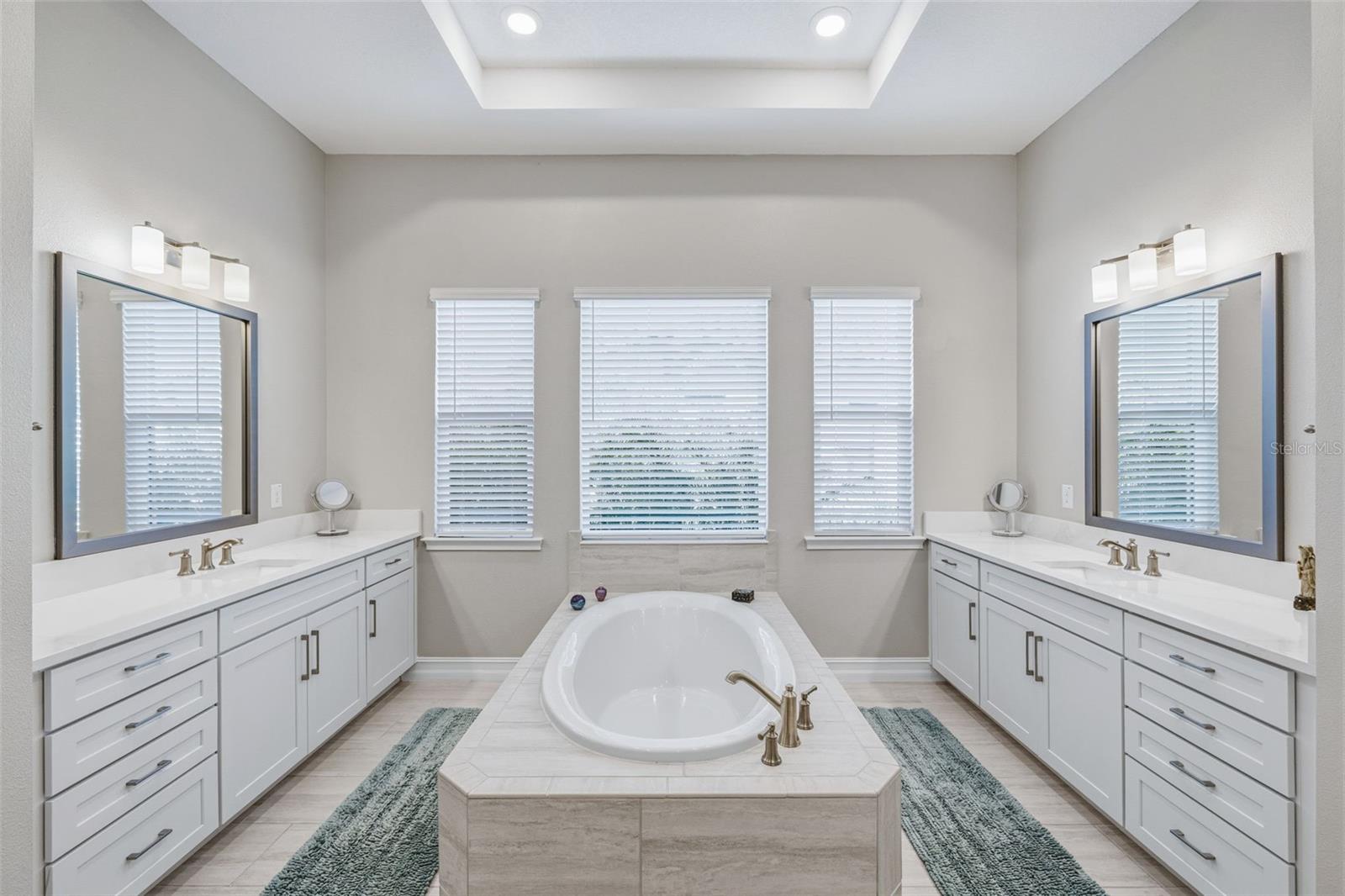 WATERSIDE ESTATES / LAKE MARY LOU SOUTH - Residential