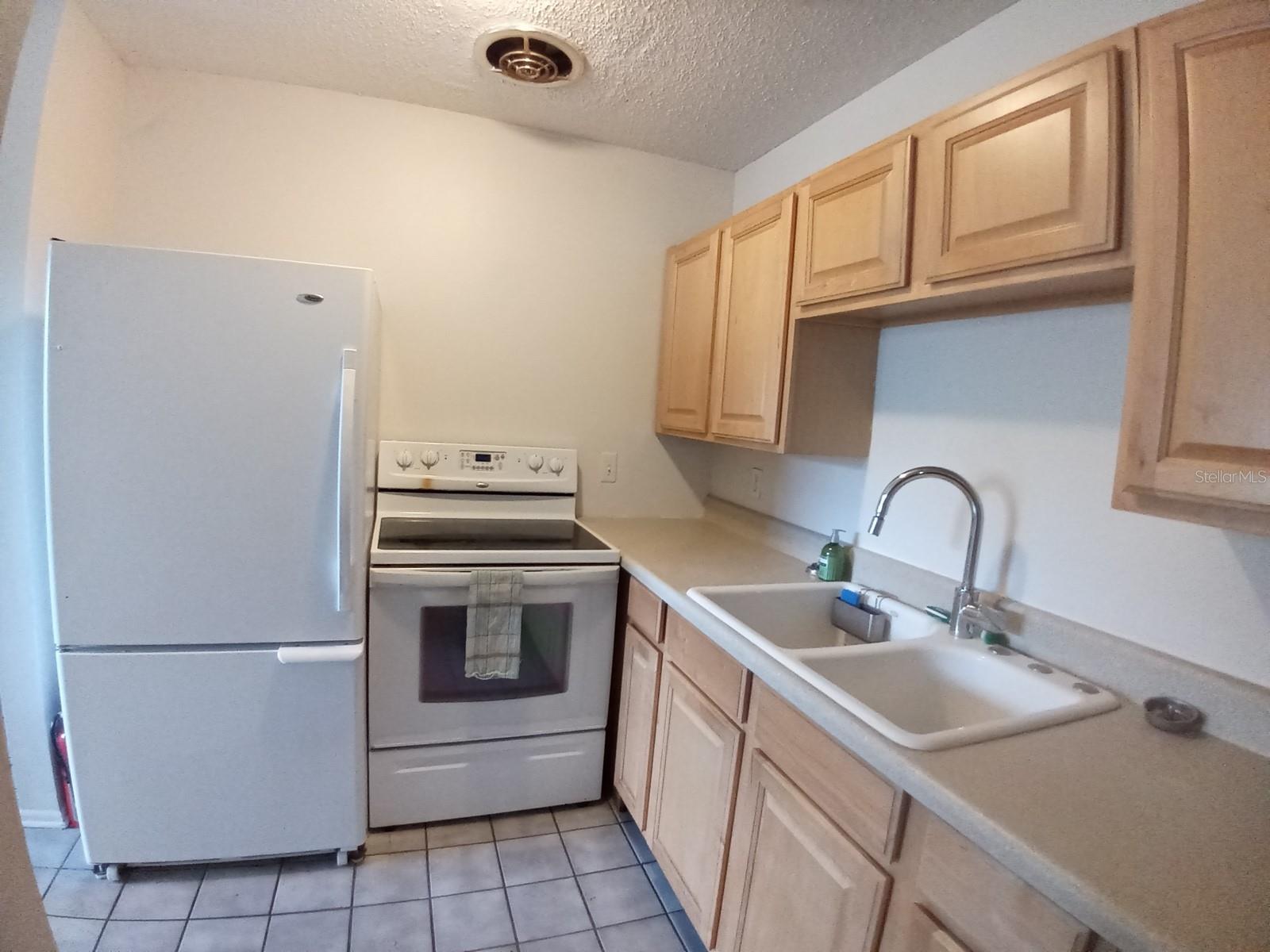 ASBURY PARK A RE SUB O - Residential Lease