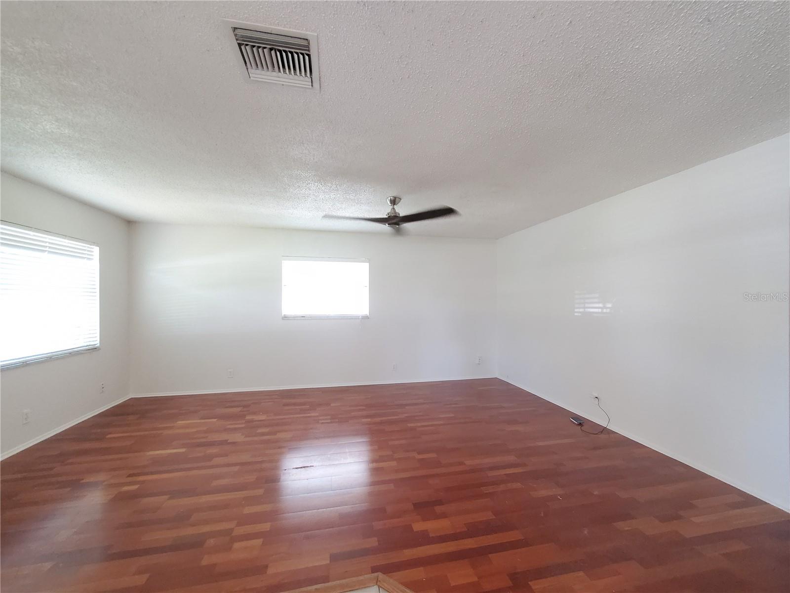 ASBURY PARK A RE SUB O - Residential Lease