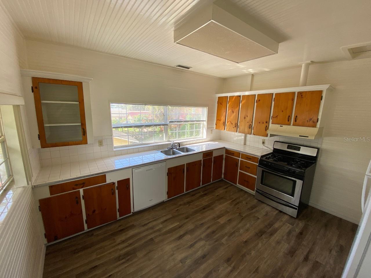 EUSTIS - Residential Lease