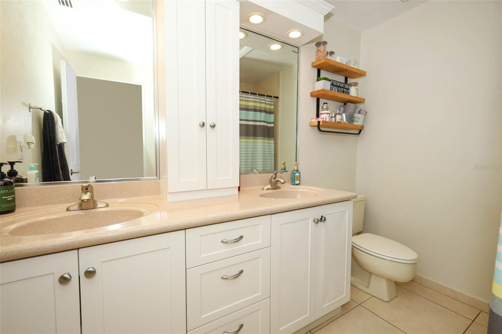TOMOKA OAKS UN 07-B - Residential