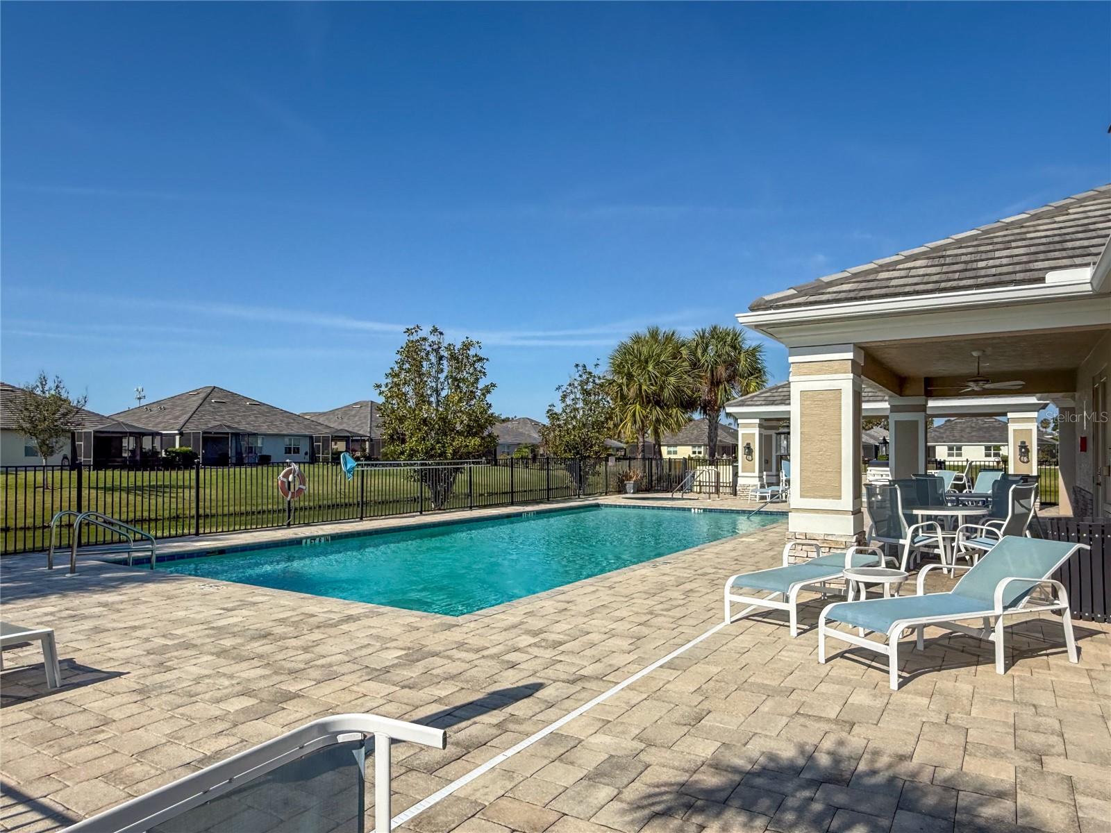 UNIVERSITY VILLAGE - Residential