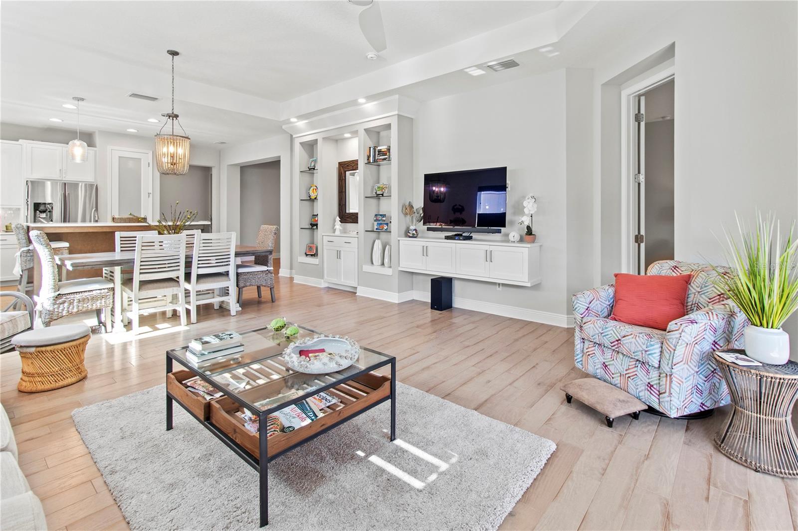 UNIVERSITY VILLAGE - Residential