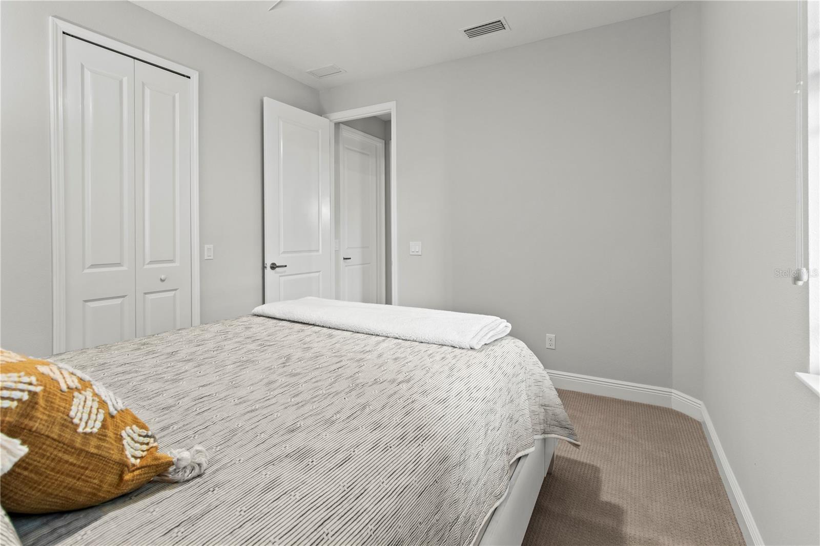 UNIVERSITY VILLAGE - Residential