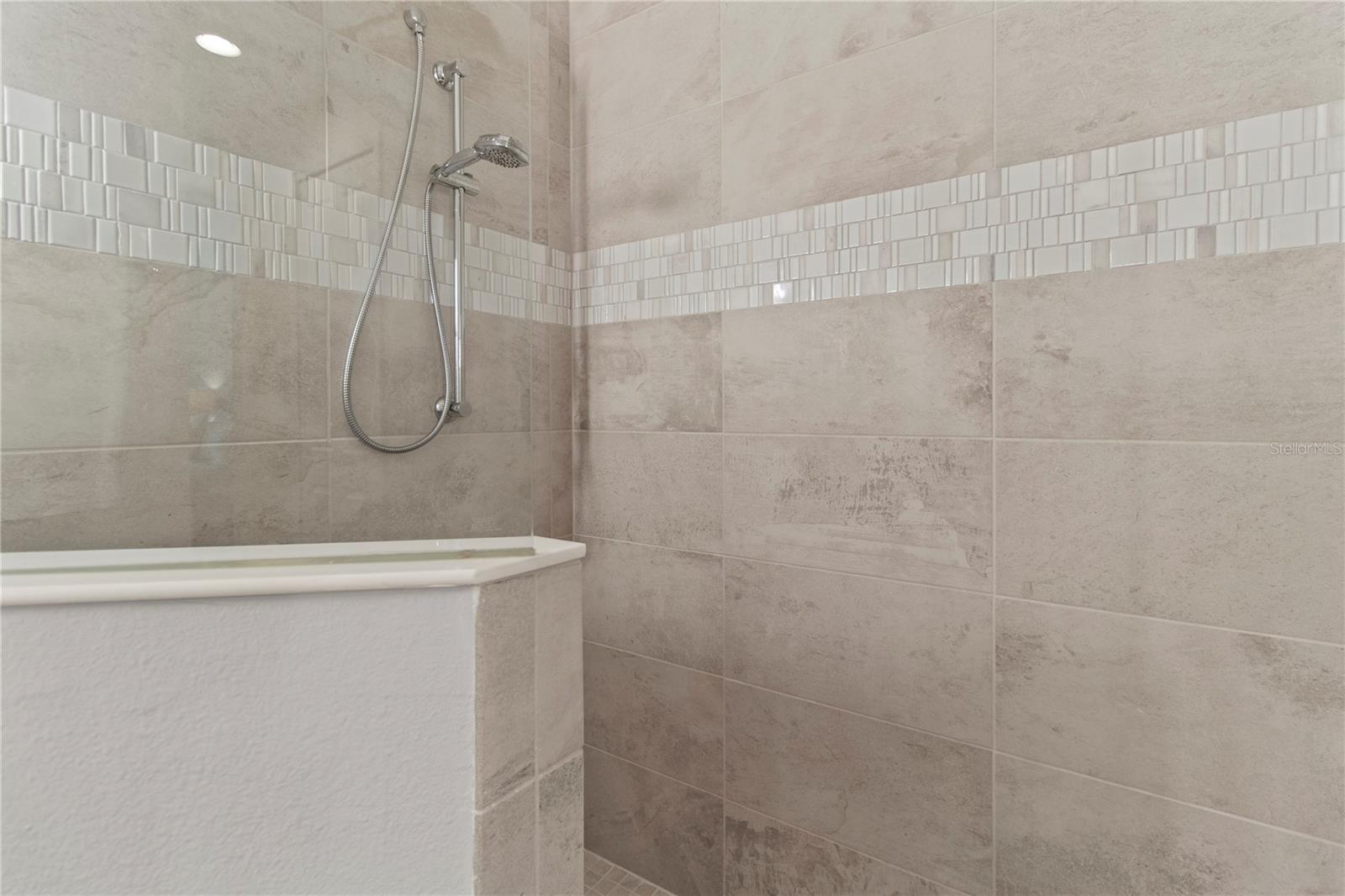 UNIVERSITY VILLAGE - Residential