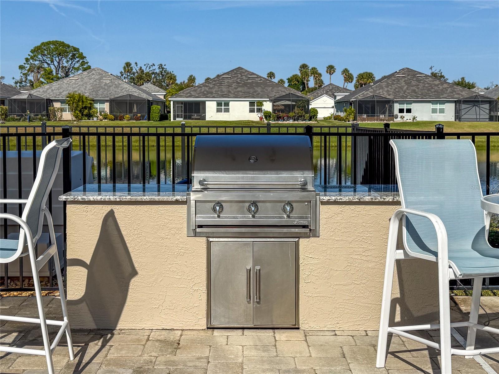 UNIVERSITY VILLAGE - Residential