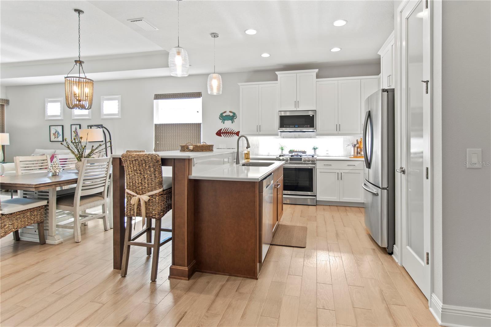 UNIVERSITY VILLAGE - Residential