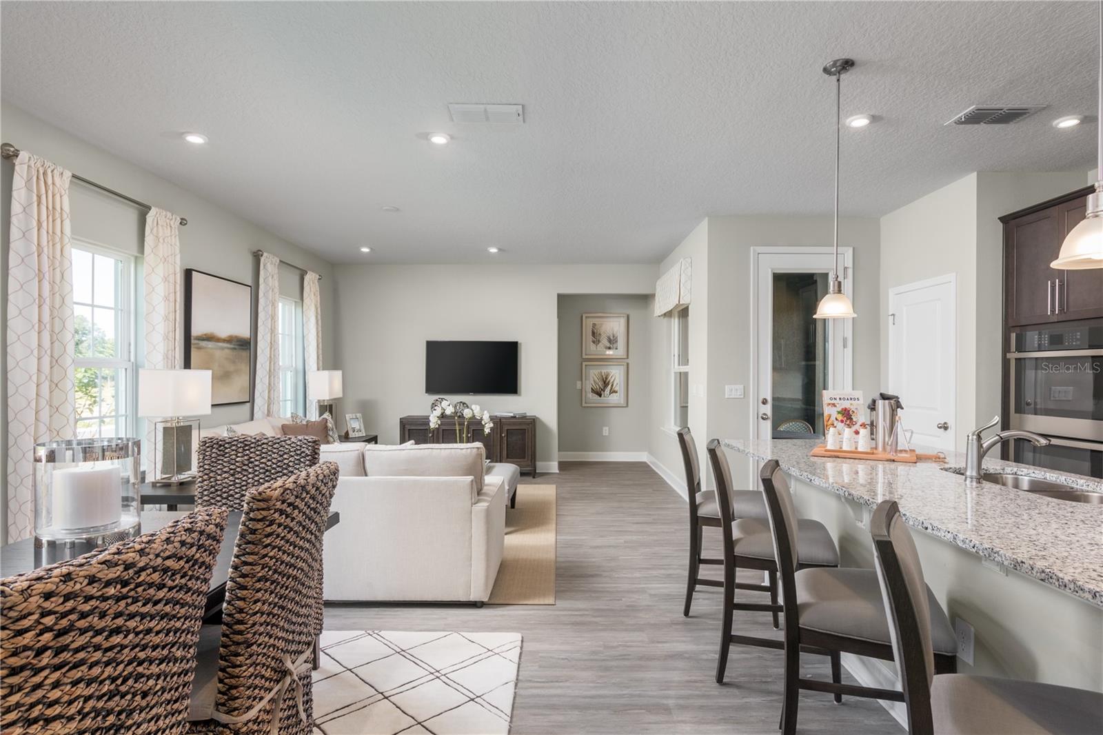 LAKE MATTIE PRESERVE SINGLE FAMILY - Residential