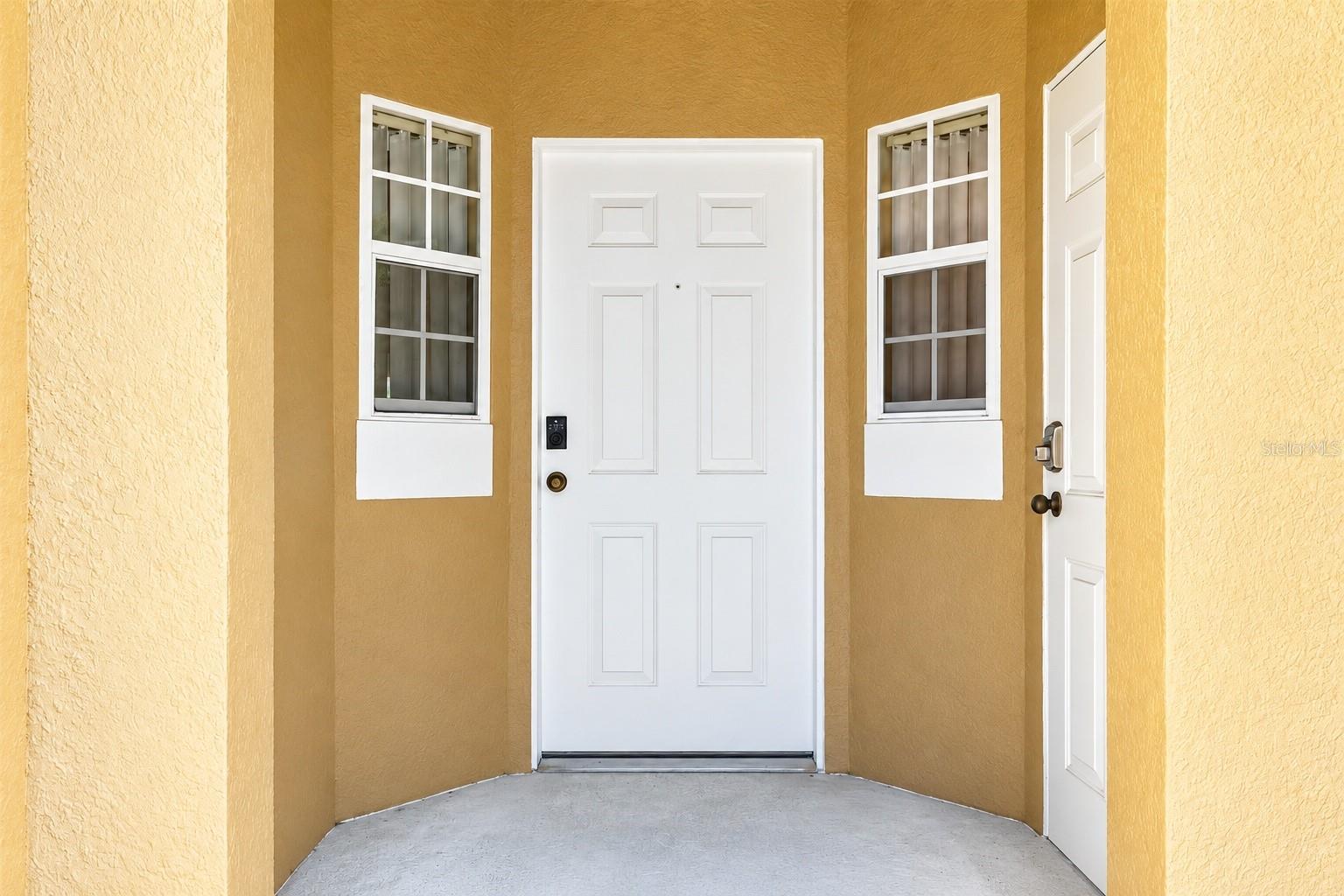 8516 CRYSTAL COVE LOOP