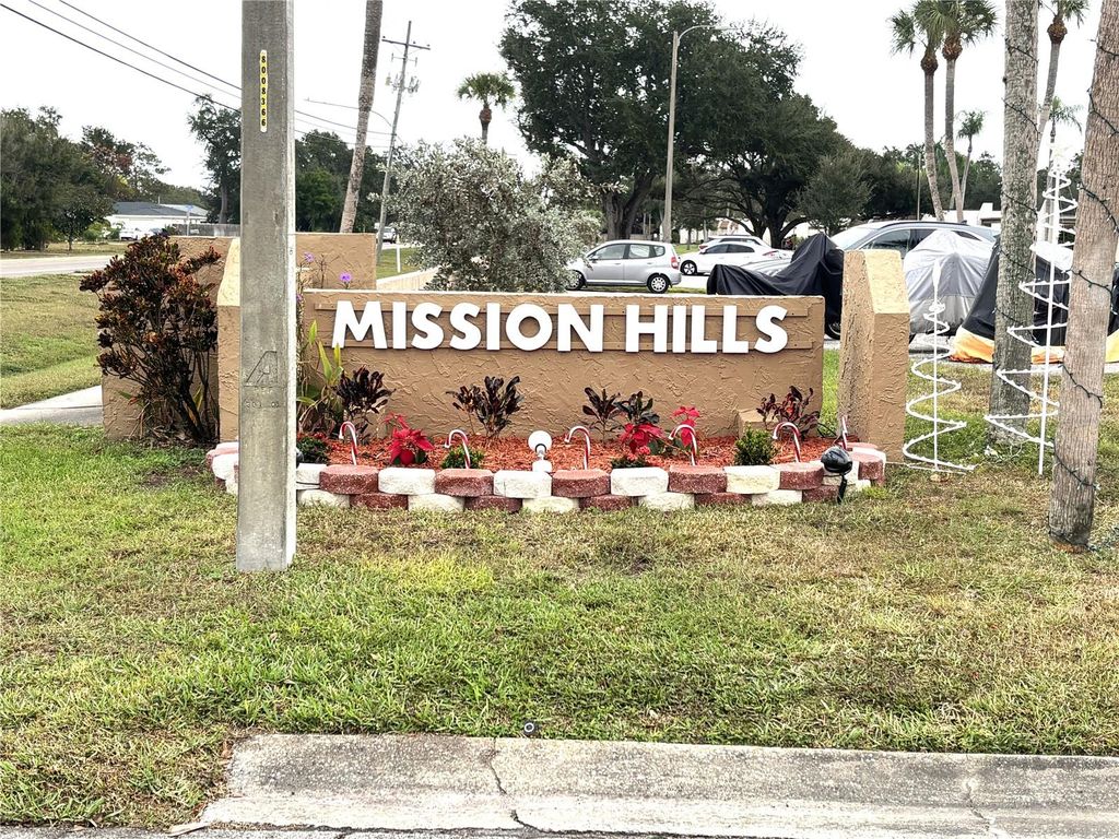 Photo of 1175 Mission Circle #1175, Clearwater, FL 33759 (MLS # TB8433331)