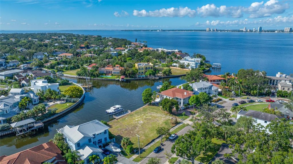 Photo of 104 Adalia Avenue, Tampa, FL 33606 (MLS # TB8447231)