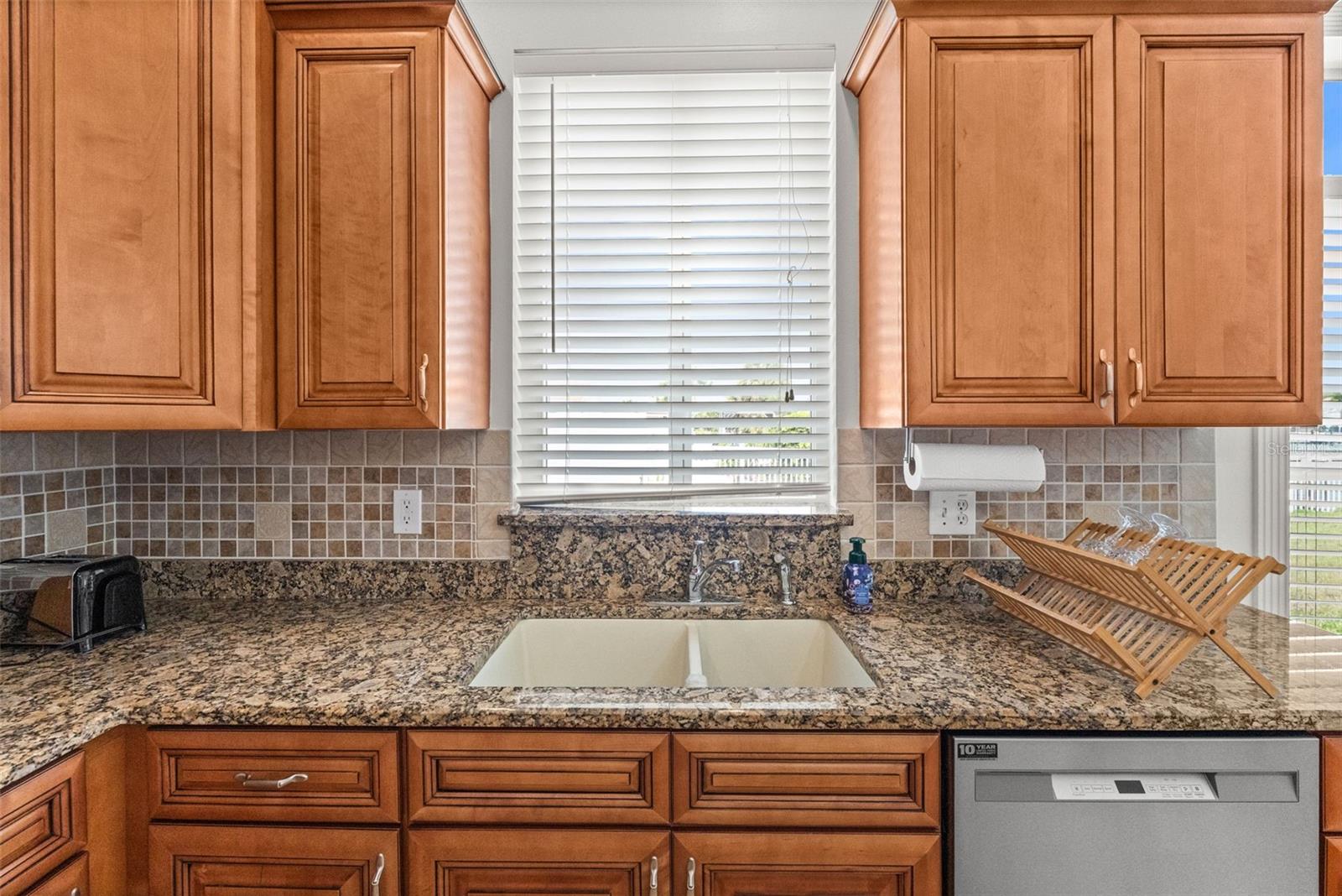 CAPRI ISLE - Residential