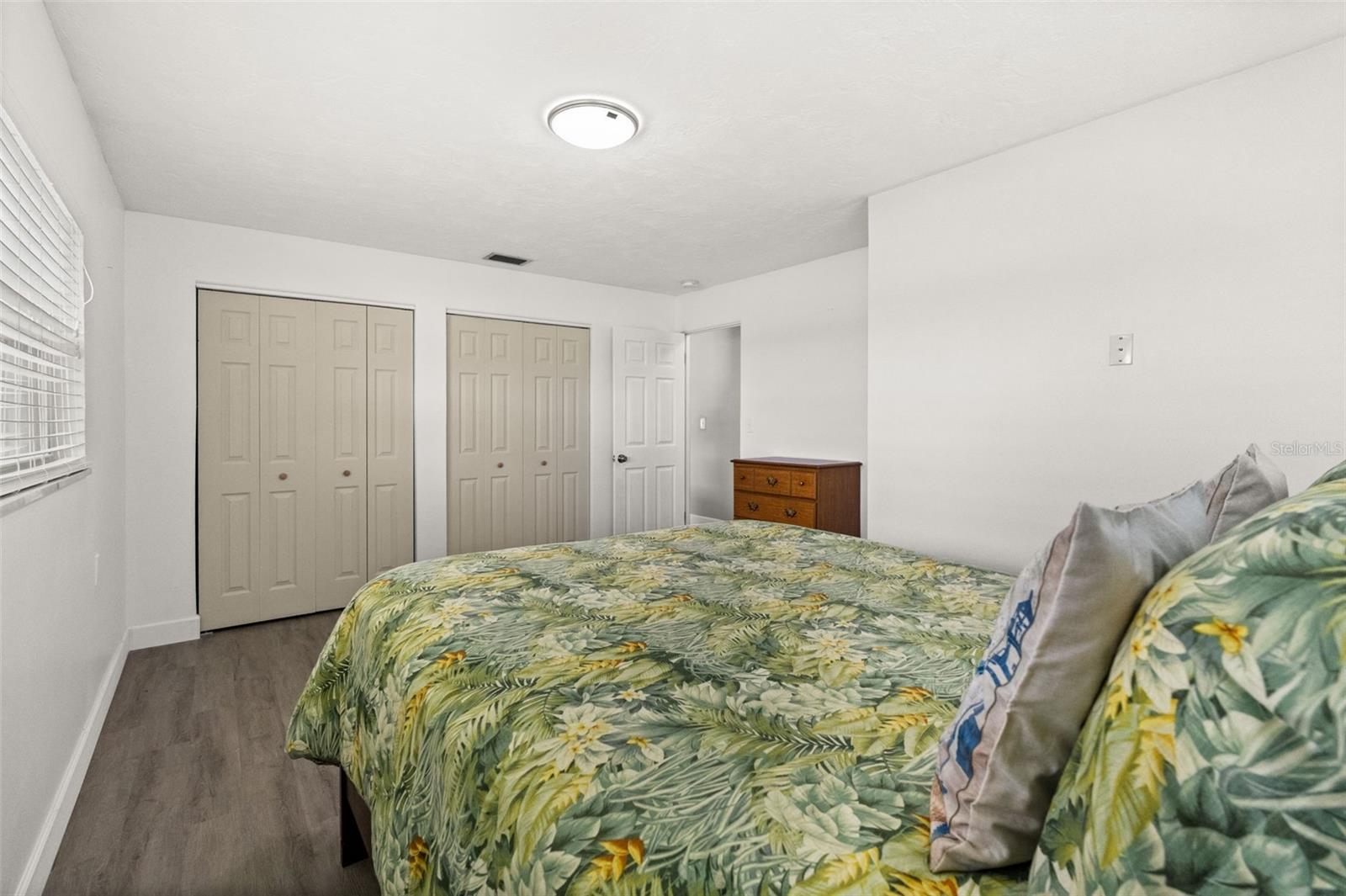CAPRI ISLE - Residential