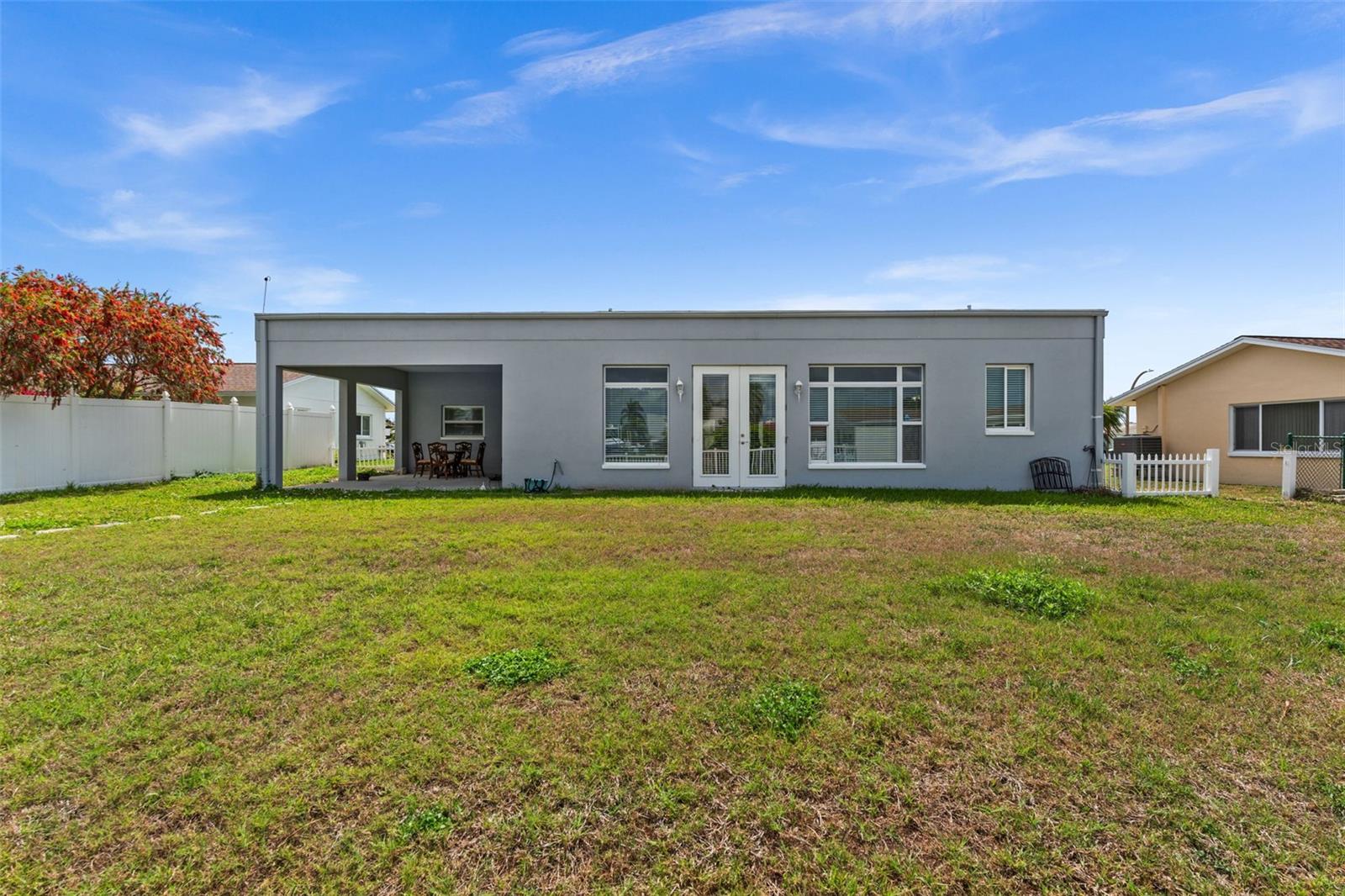 CAPRI ISLE - Residential