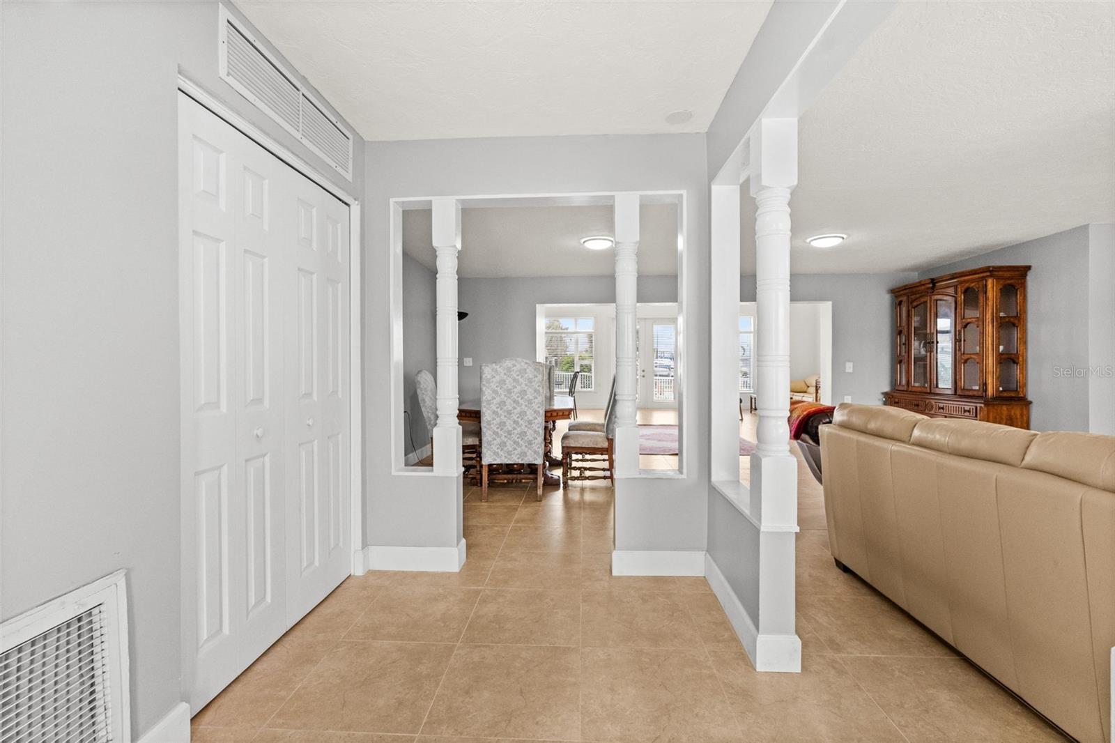 CAPRI ISLE - Residential