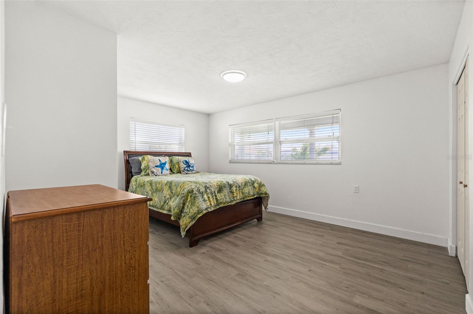 CAPRI ISLE - Residential