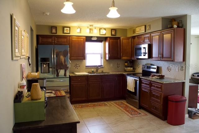 PARK LAKE ESTATES - Residential