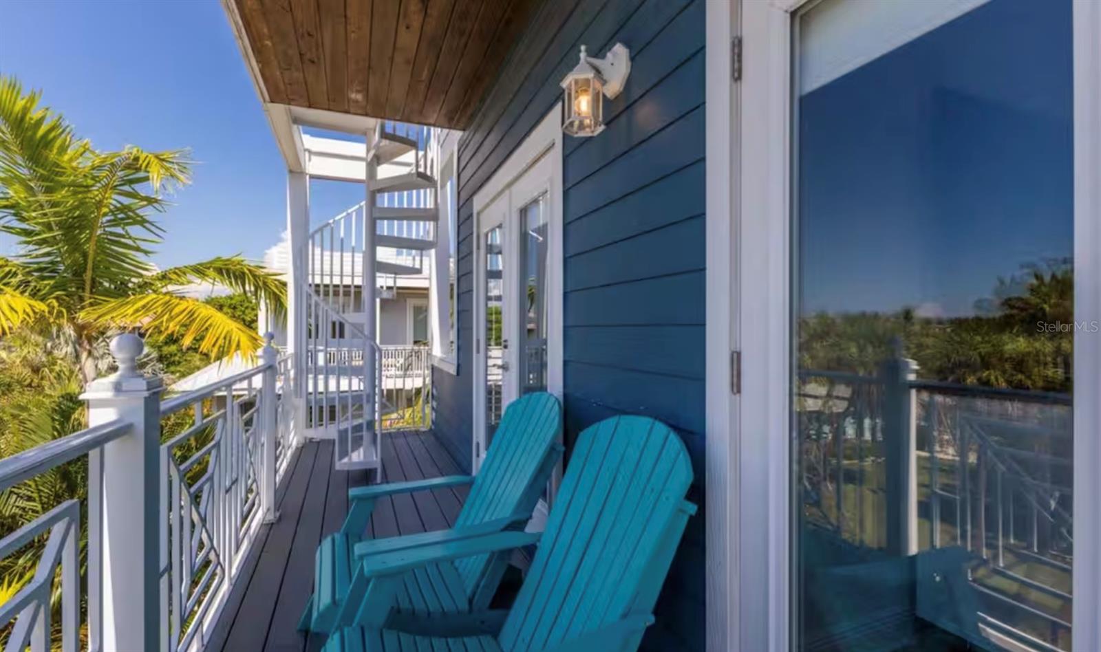 VILLAS ON FOURTH AVE - Residential