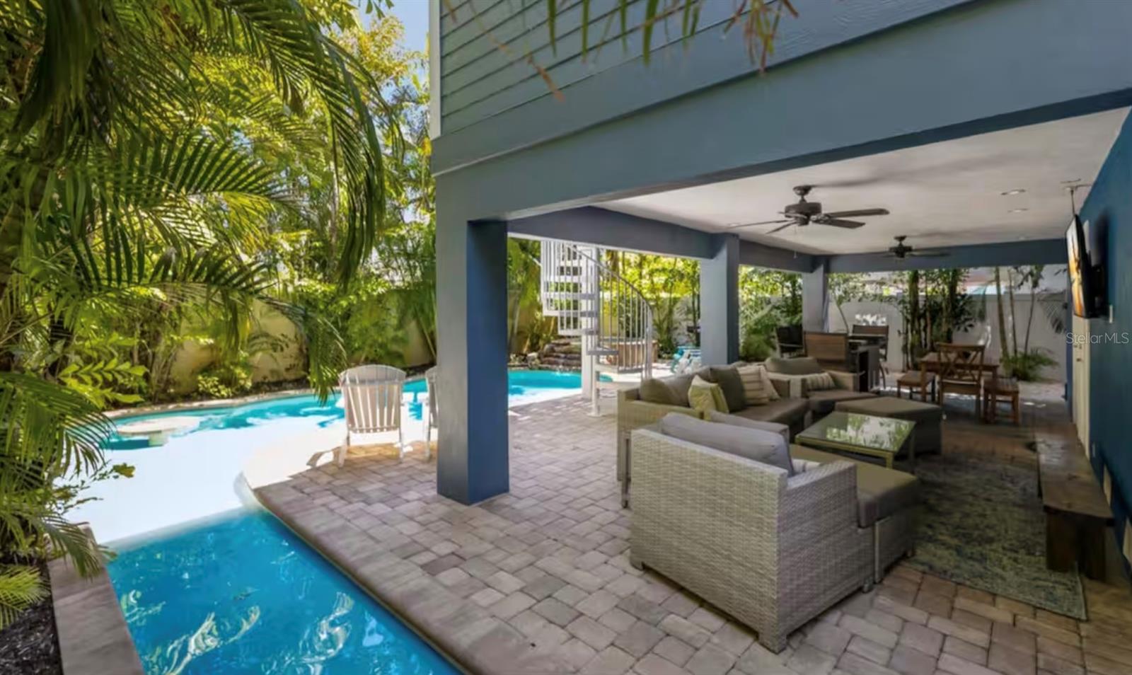 VILLAS ON FOURTH AVE - Residential
