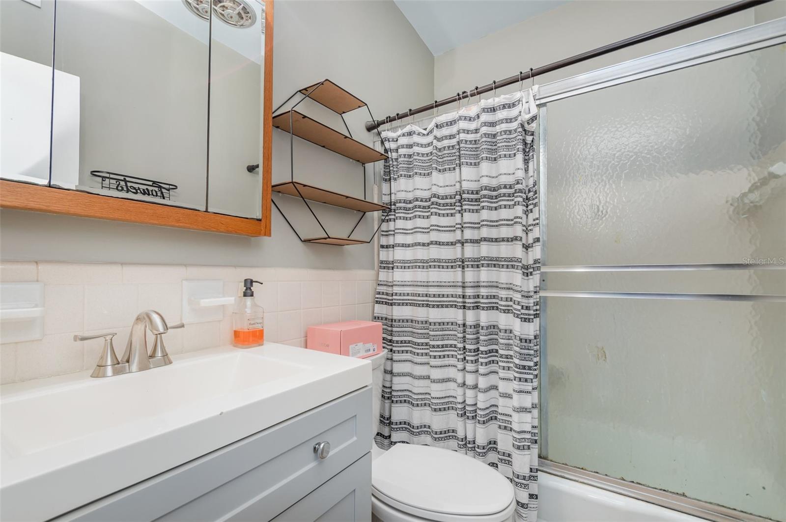 SHERWOOD FOREST - Residential