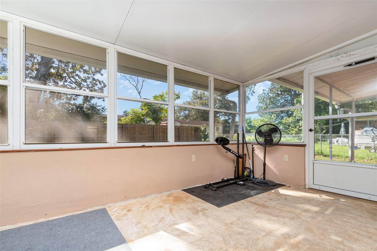 SHERWOOD FOREST - Residential