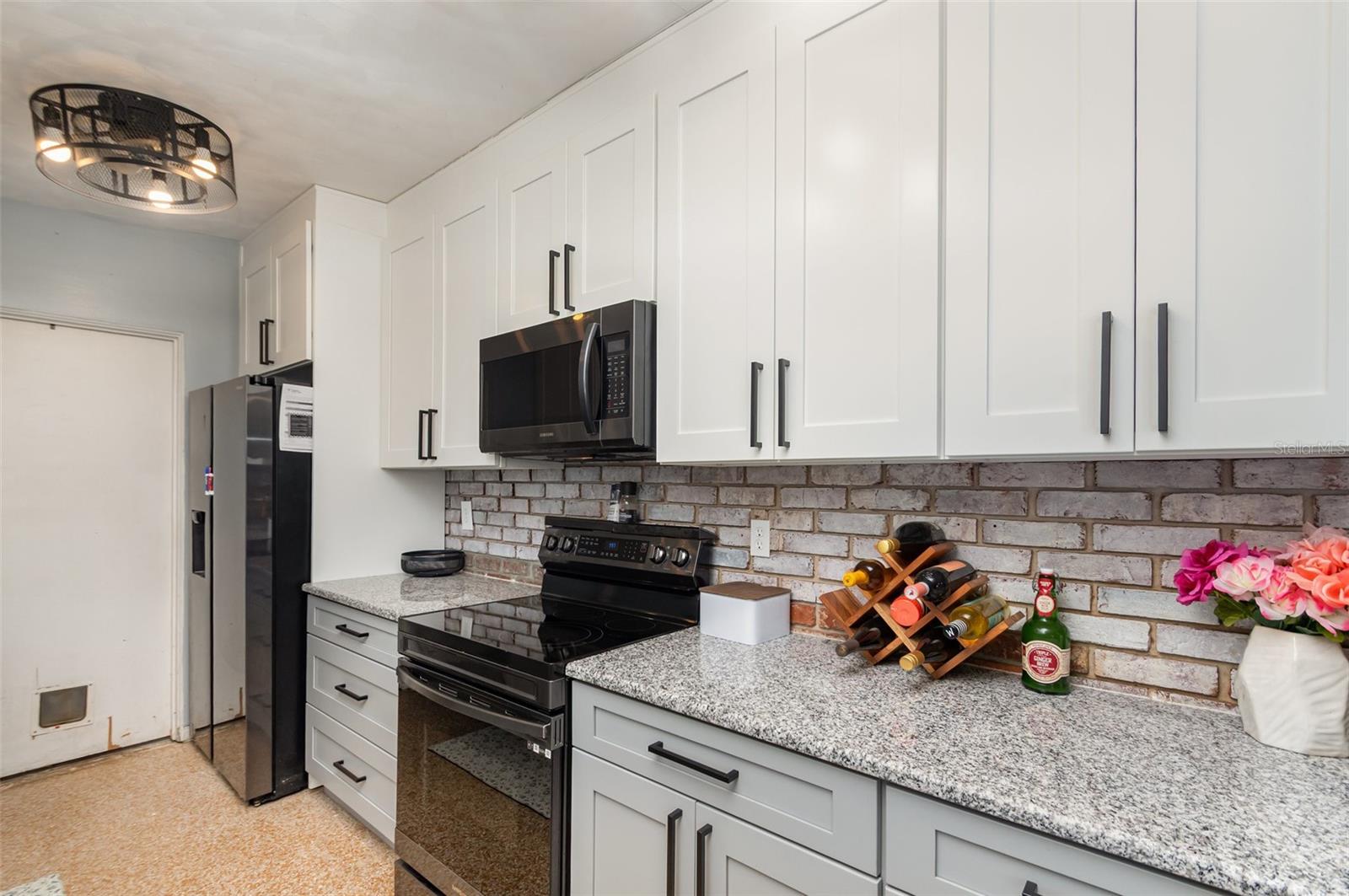 SHERWOOD FOREST - Residential