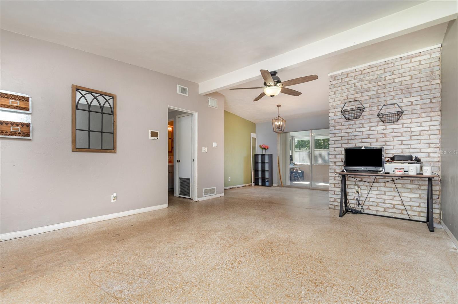 SHERWOOD FOREST - Residential