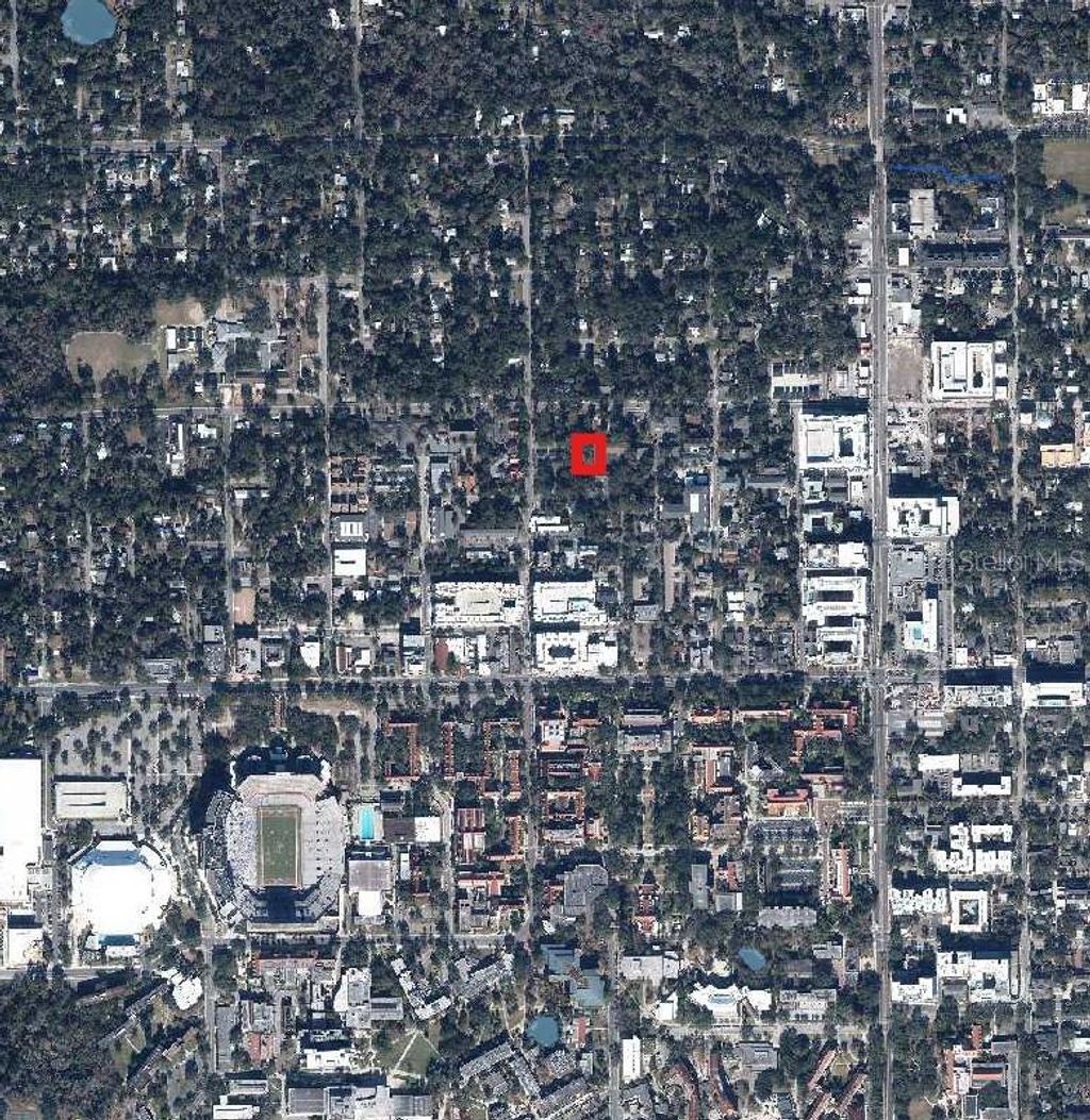 Photo of 1618 NW 4th Avenue, Gainesville, FL 32603 (MLS # GC535993)