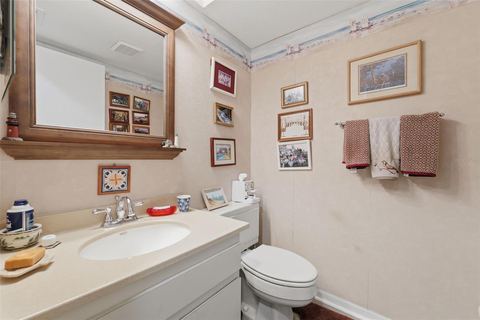 LINKS THE CONDO - Residential